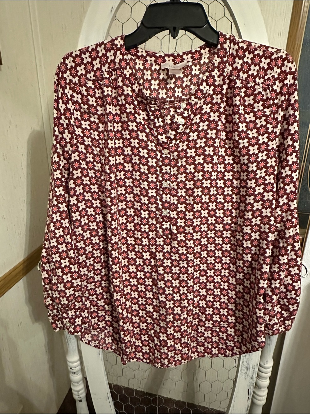 LOFT Red & White Floral Button-Front Blouse